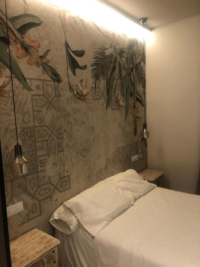 Triana Ines Apartment เซบีญา ภายนอก รูปภาพ